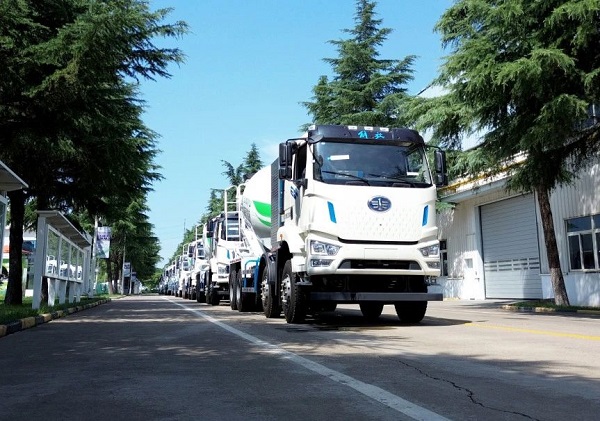 【發車新聞】花開盛夏好風光，蒸蒸日上交付時